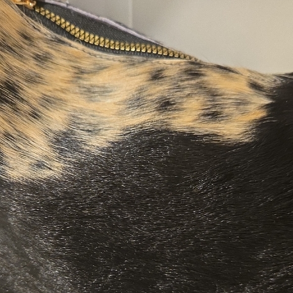 Cow Print Viral Shoulder Bag! - Picture 4 of 6